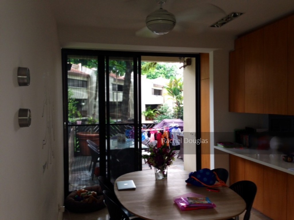 Sommerville Park (D10), Terrace #153902032
